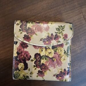 Patricia Nash Antique Rose Reiti Wallet
